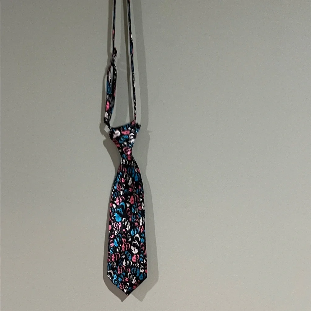 6/$25Stylish Teal and Multicolor Dogs ties Bag NWOT